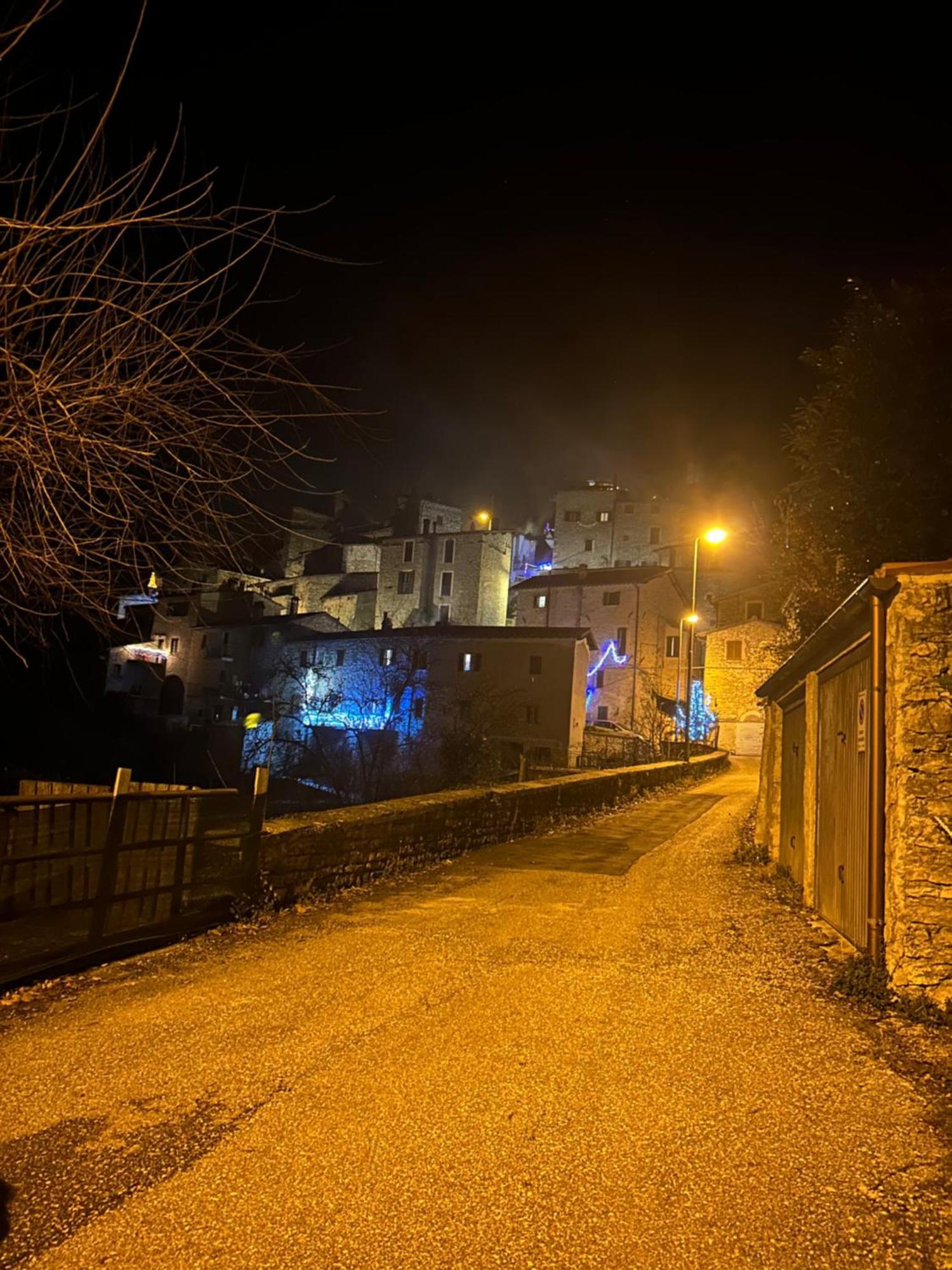 Casa Belvedere A Valle San Martino Di Spoleto Eksteriør bilde